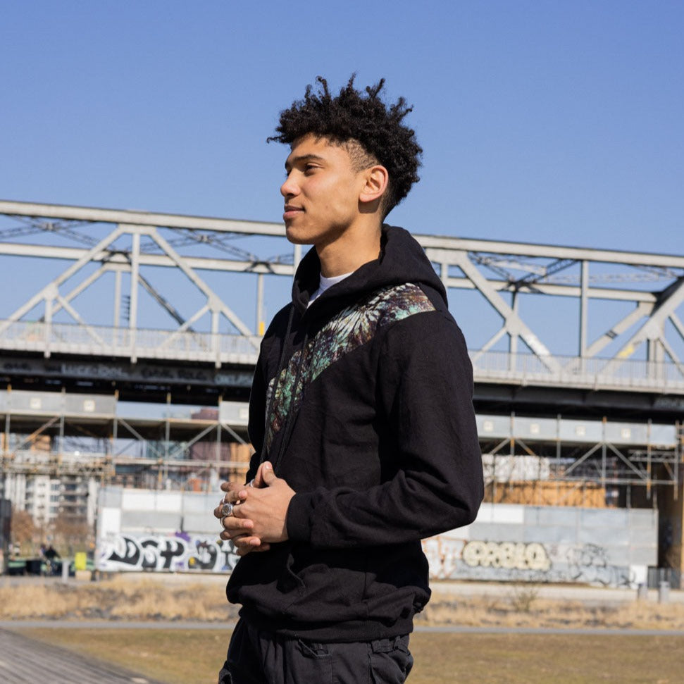 Eze Hoodie